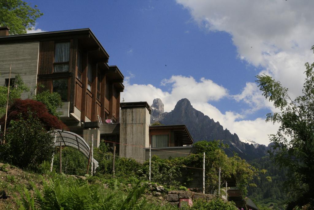 Minavill La Casa Sulle Dolomiti Bed & Breakfast Fiera Di Primiero Luaran gambar