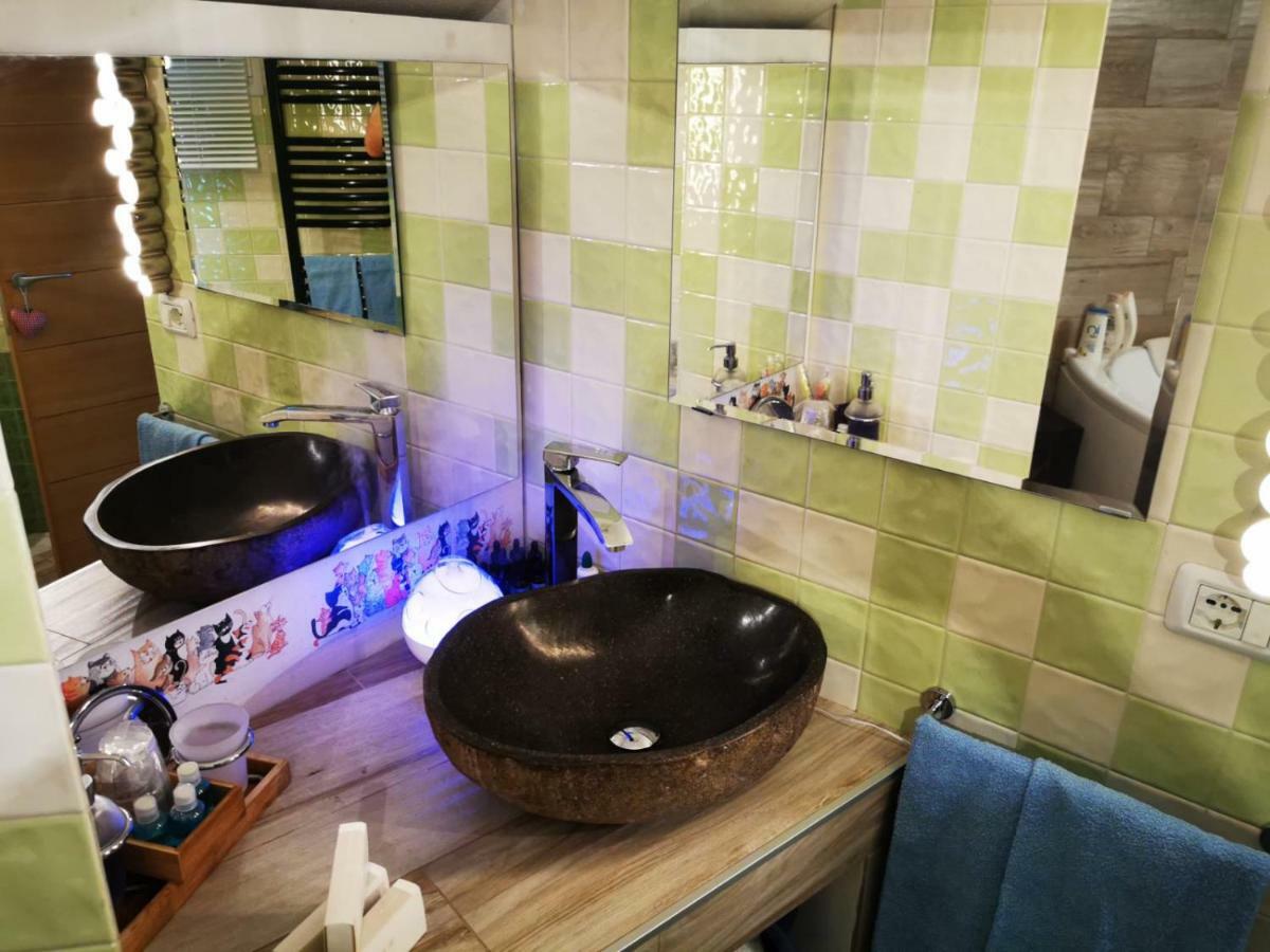Minavill La Casa Sulle Dolomiti Bed & Breakfast Fiera Di Primiero Luaran gambar